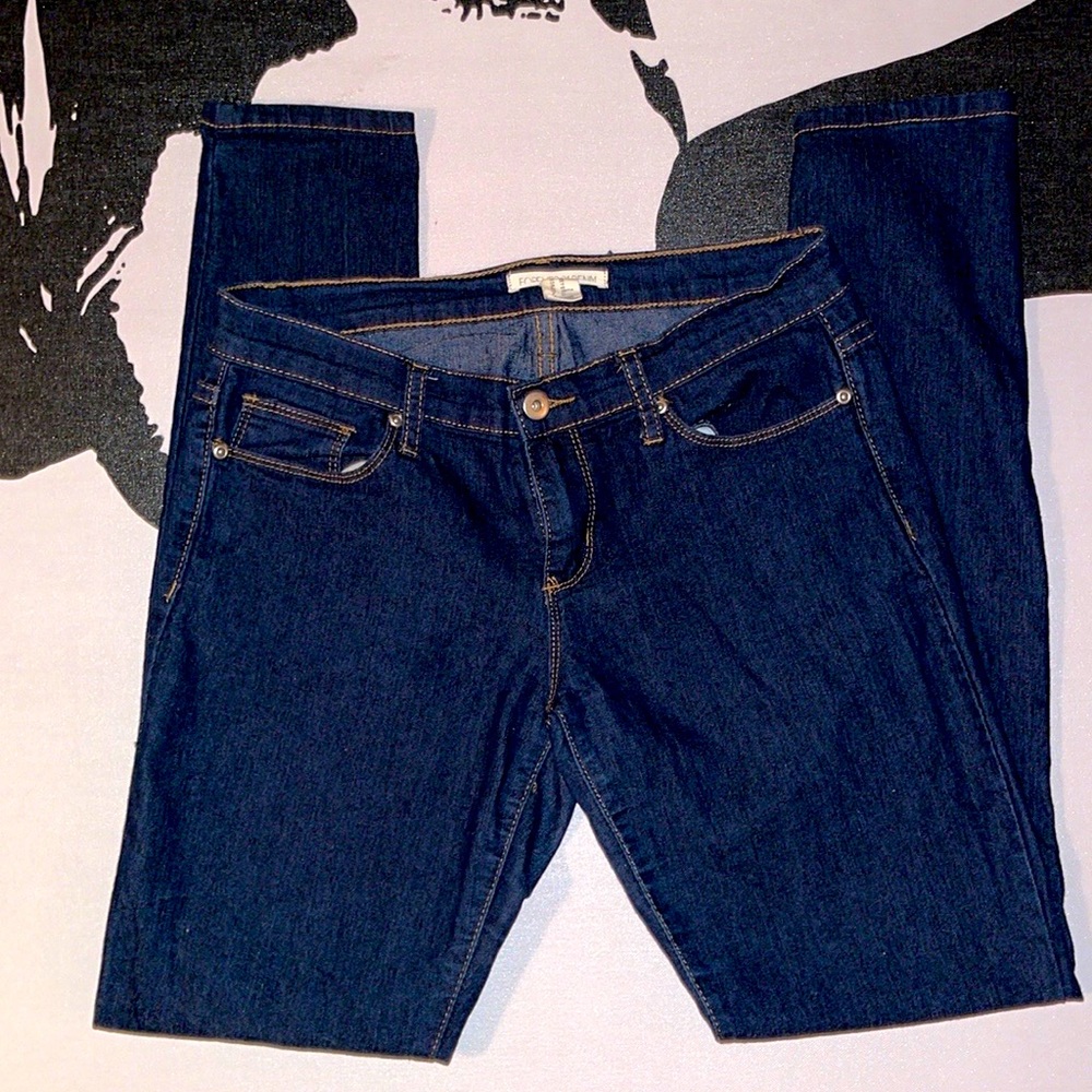 Forever 21 | Dark Blue 5 Pocket Straight Leg Jeans w/ Amber Stitching - Picture 1 of 4